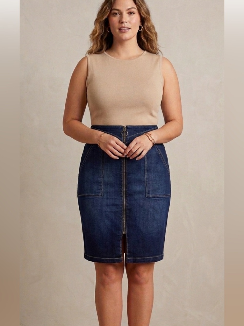 SUKO JEANS y2k 90s 00s vintage dark washed denim skirt with zipper and slit